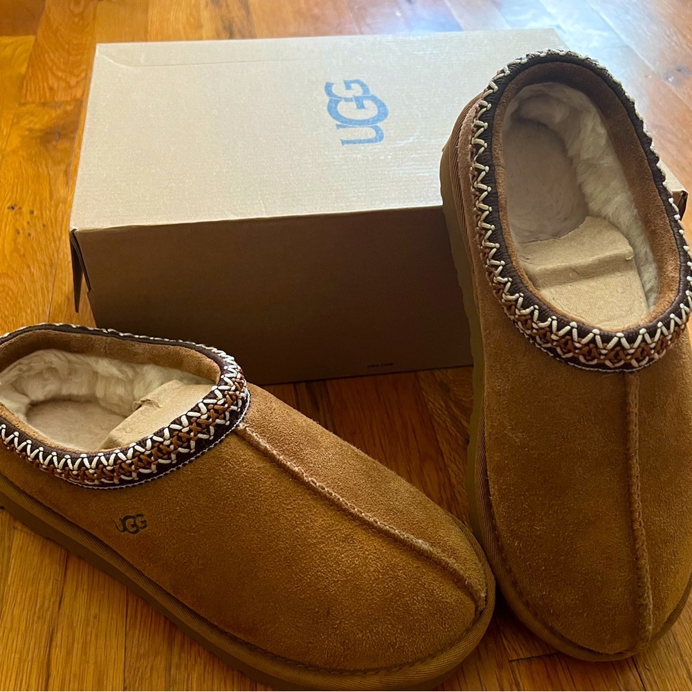 UGG Slides size 8 women